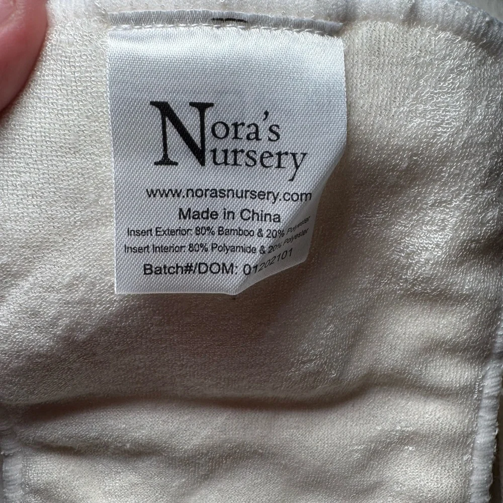 Nora’s Nursery 4 count pocket Neutral beige cloth diapers